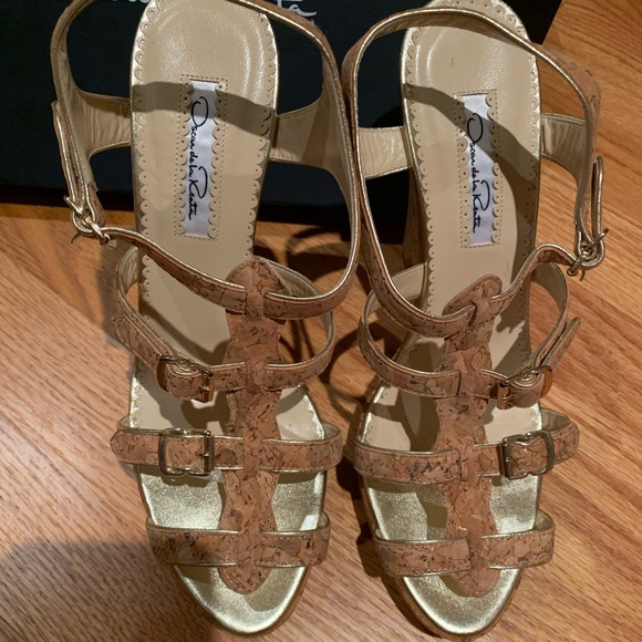 NWOT Oscar de la Renta wedges - Picture 2 of 5